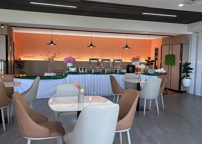Sy Bay Beside Okada Near Moa Pitx Airport Msv2108 Manila